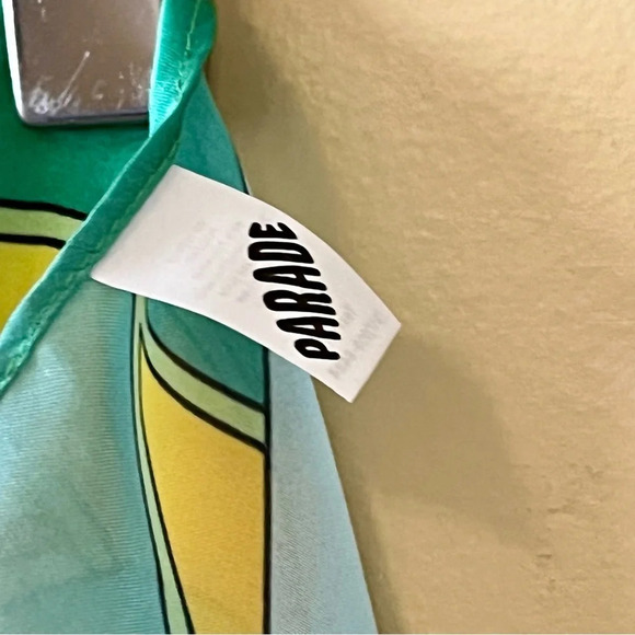 Parade Silky Colourful Stars Picnic Scarf Head Neck 24 x 24” - Picture 3 of 3